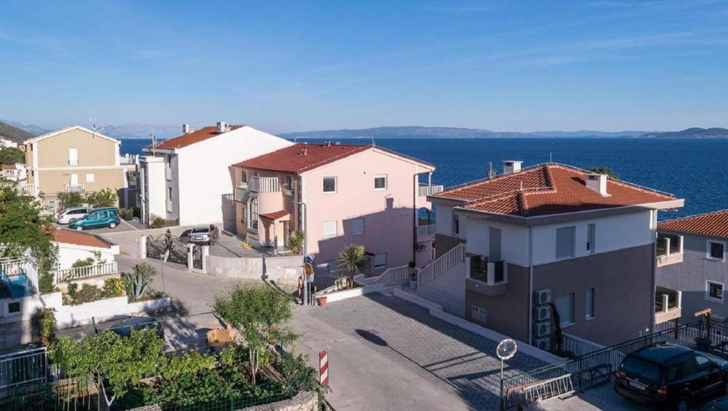 Apartments Brane - 100M From The Beach Trogir Ngoại thất bức ảnh